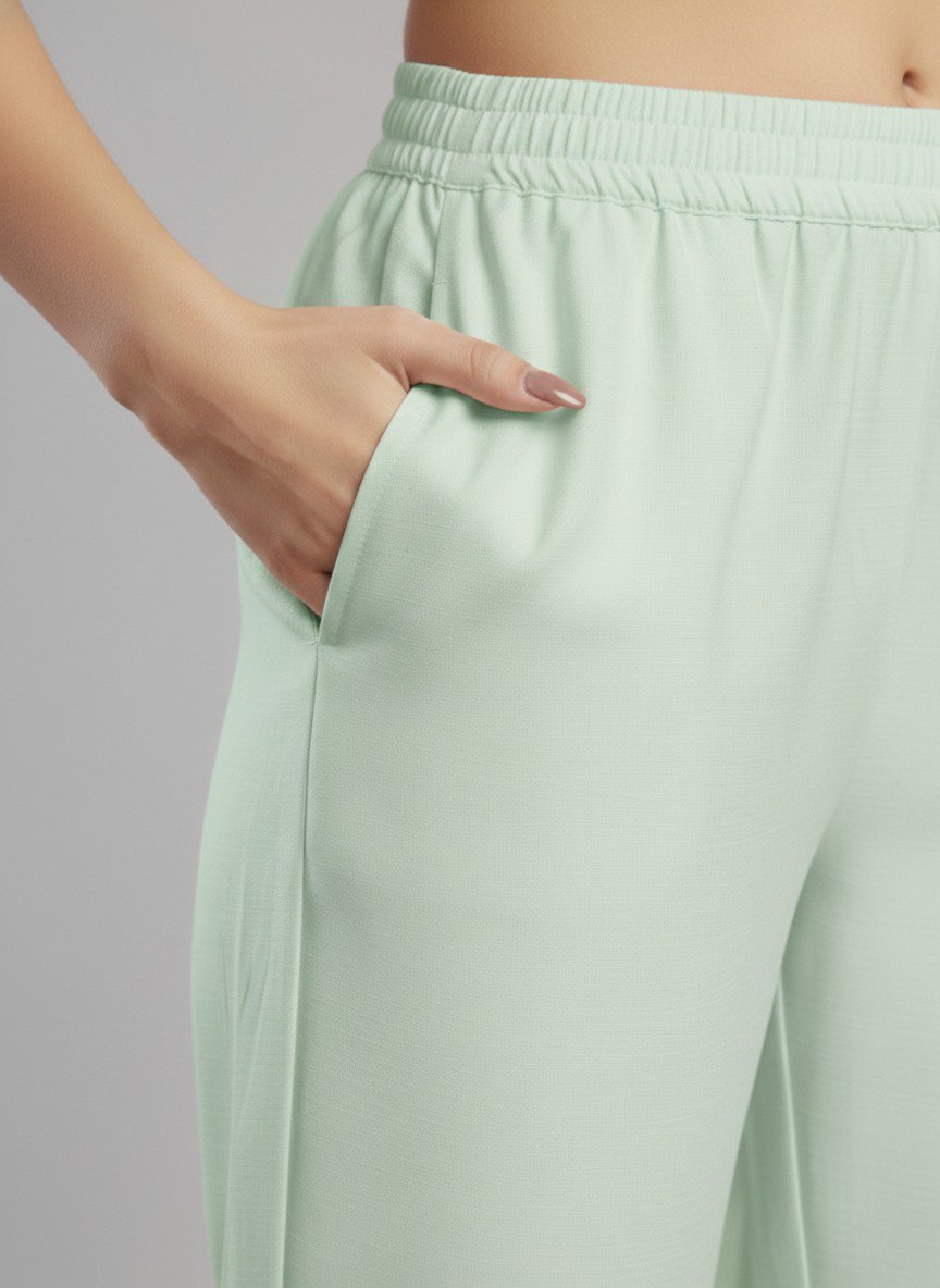 Green printed Kurta with Trousers & dupatta